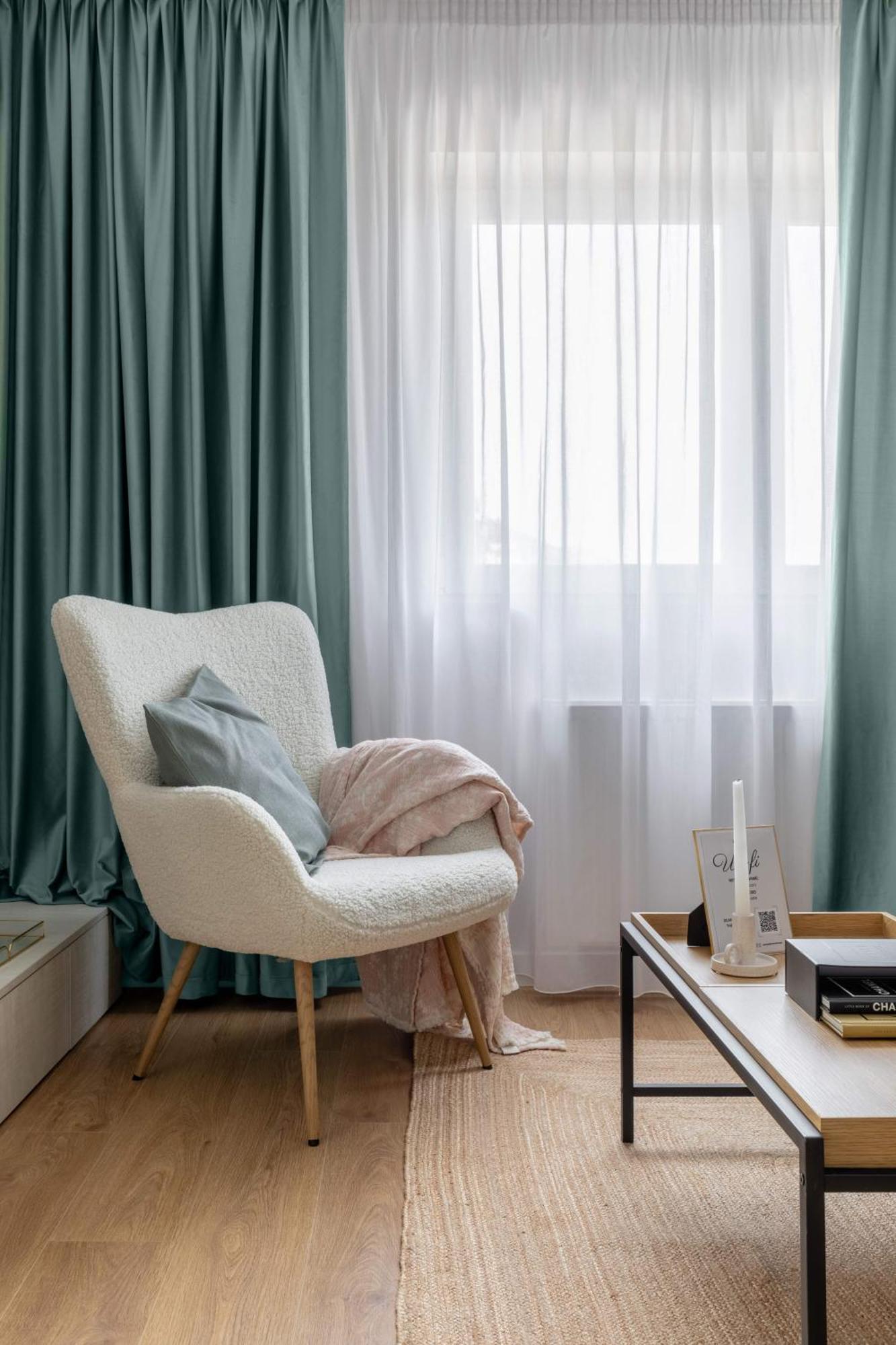 Holt - Sublime Minty Green 1Br On The Park Bucarest Extérieur photo